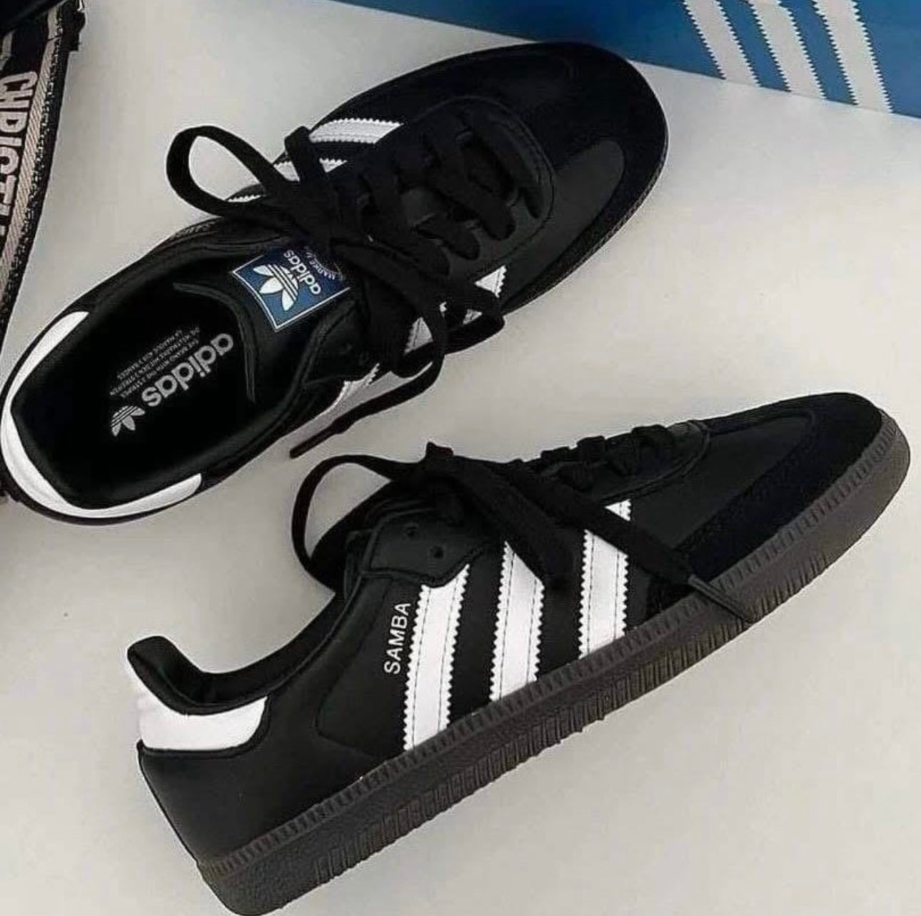 SAMBA PRETO BRANCO