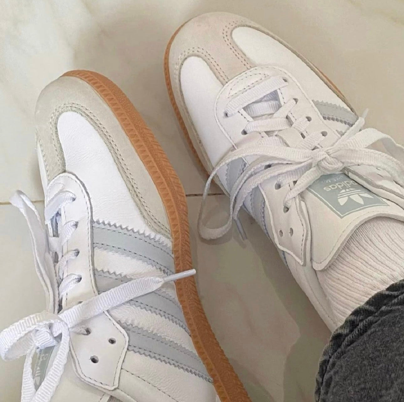 SAMBA BRANCO CINZA