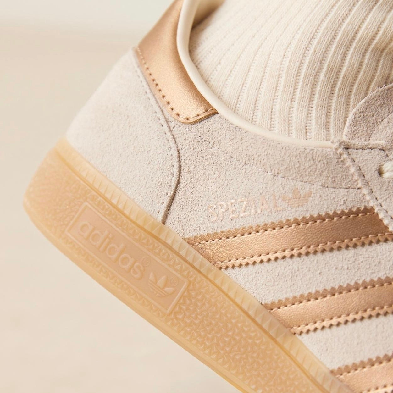 SPEZIAL BEGE BRONZE