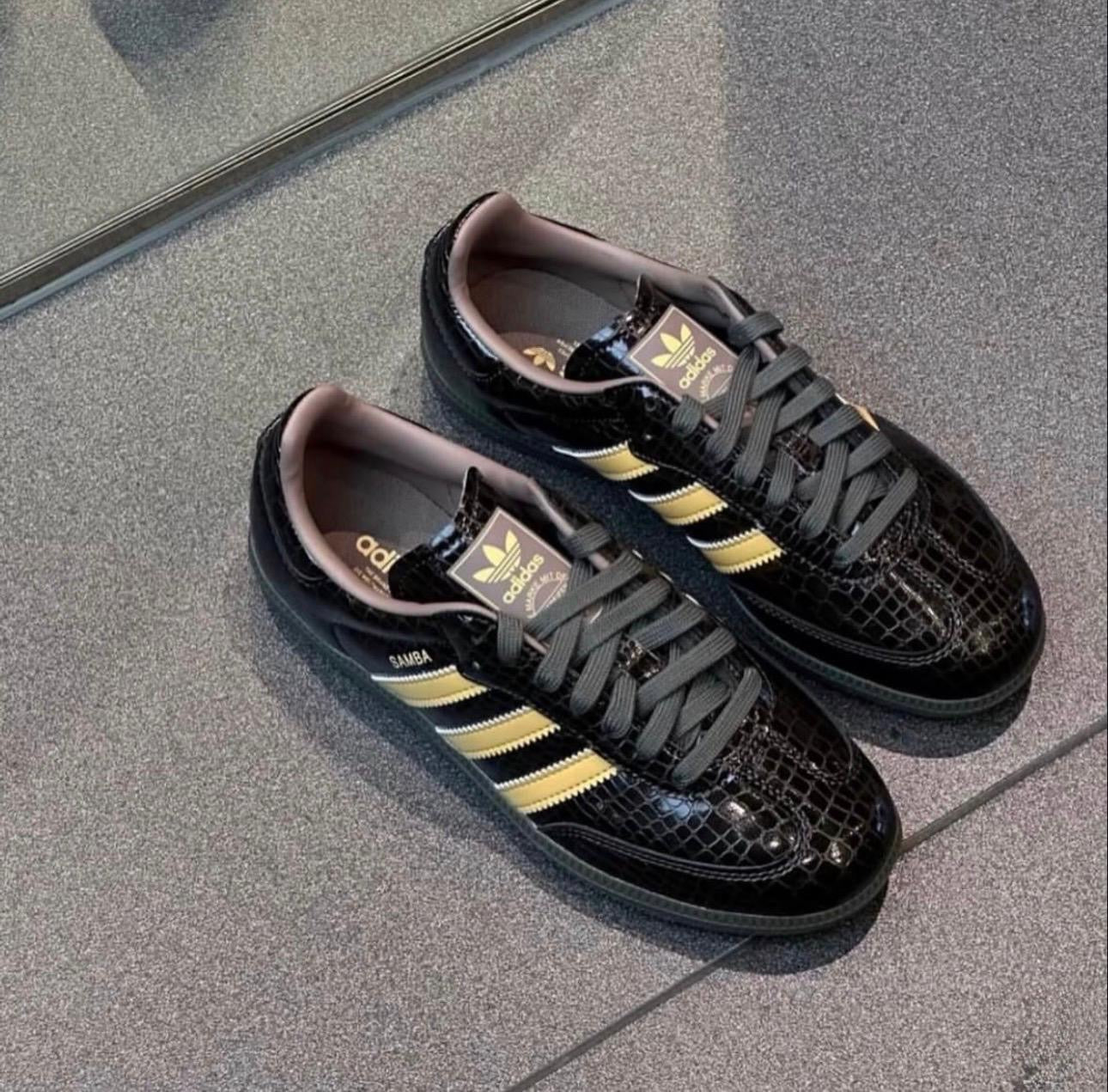 SAMBA OG SNAKESKIN CAST COFFEE